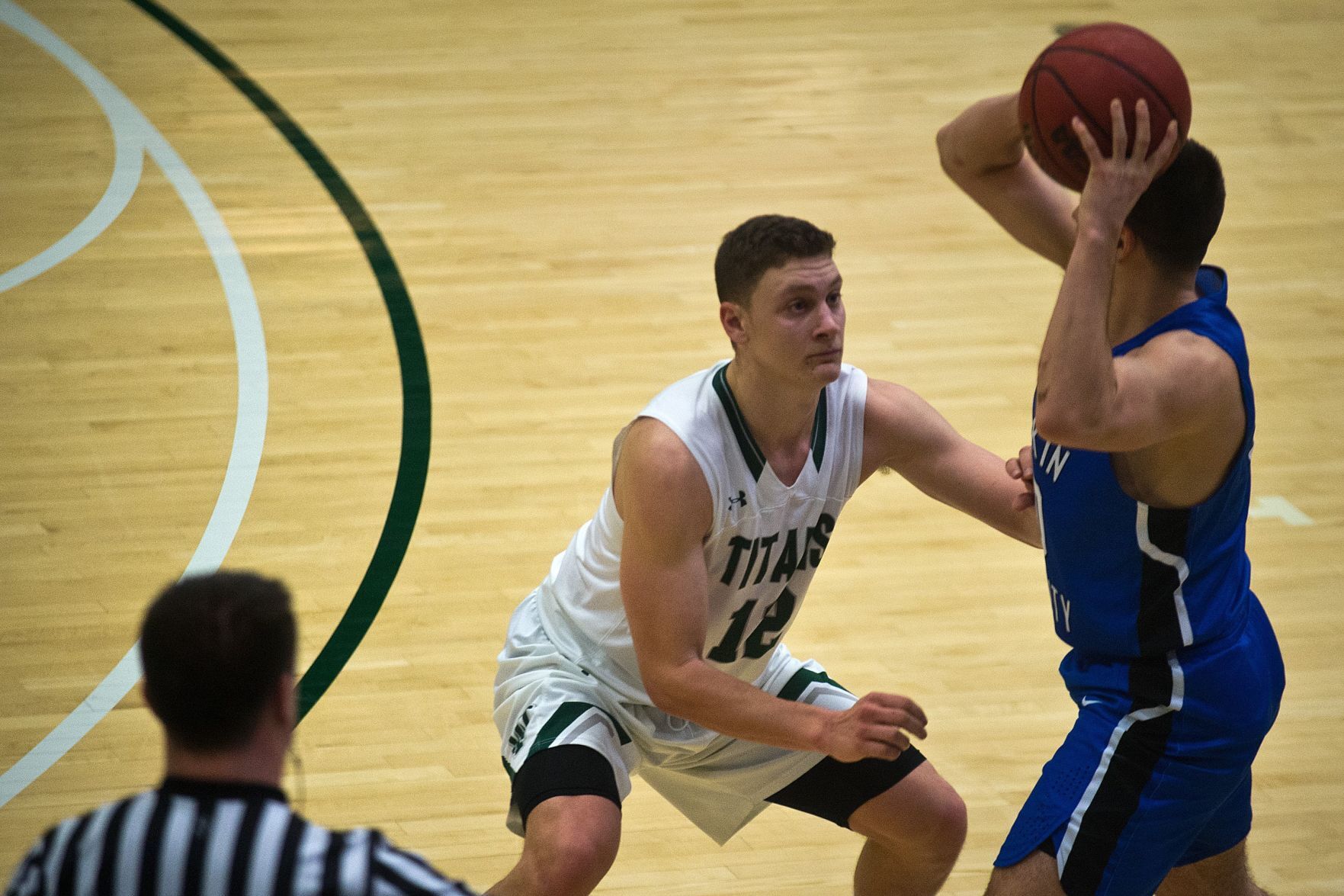 020119-blm-spt-11iwuhoops